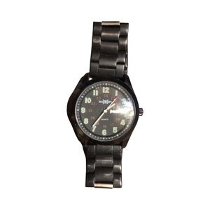 Black Metal Quartz Watch